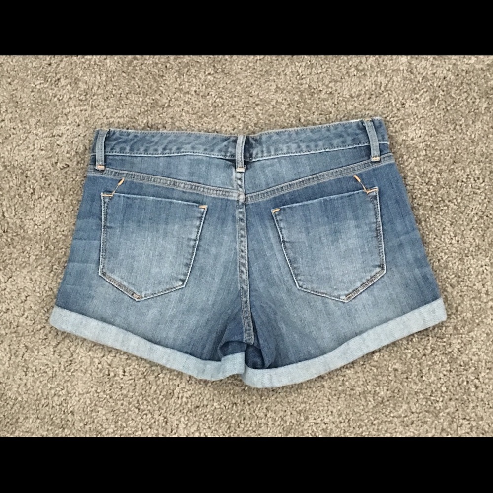 *SOLD* Lot of 3 Size 2 Shorts - Picture 5 of 7